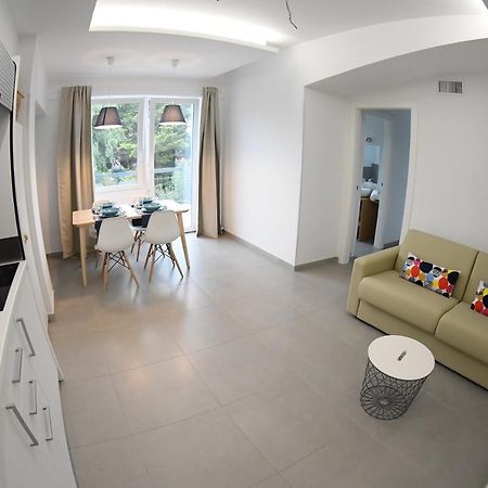Golden Beach Residence Фрегене Экстерьер фото