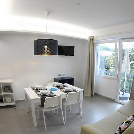 Golden Beach Residence Фрегене Экстерьер фото