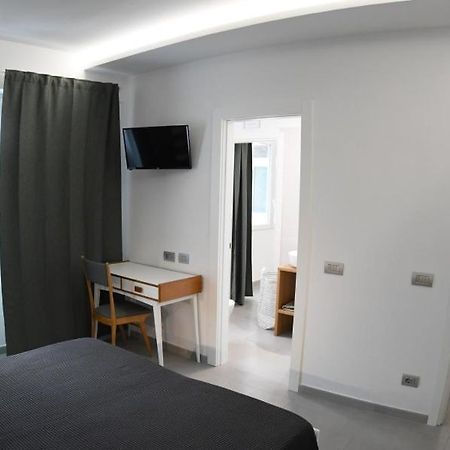 Golden Beach Residence Фрегене Экстерьер фото