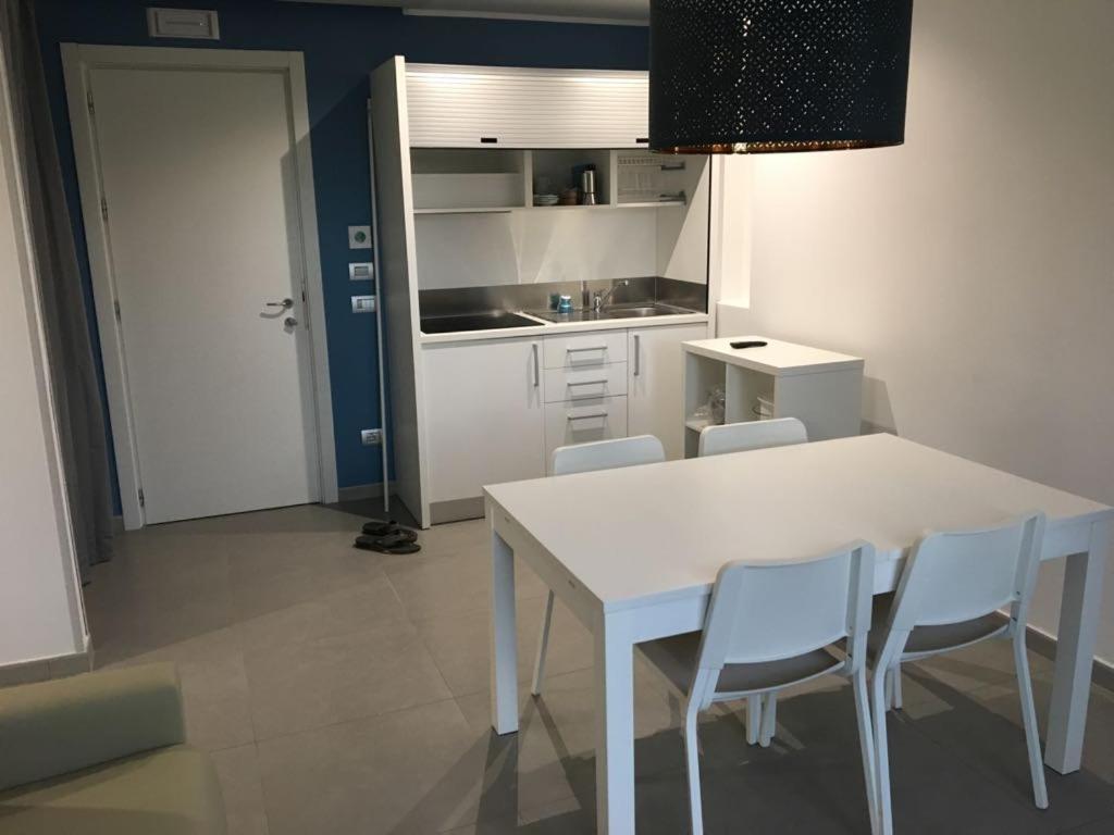 Golden Beach Residence Фрегене Экстерьер фото